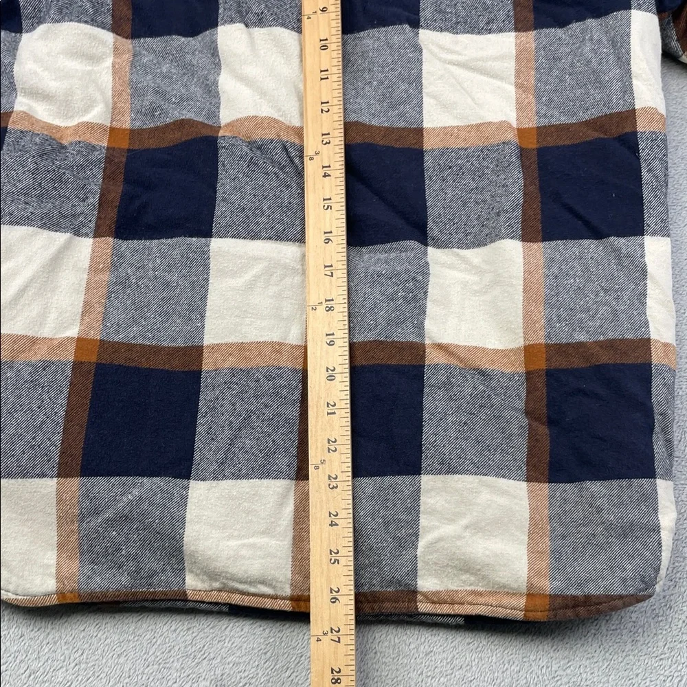 Levi S Men's Plaid Sherpa‎ Lined Flannel Jacket with Hood Missing Button Shacket